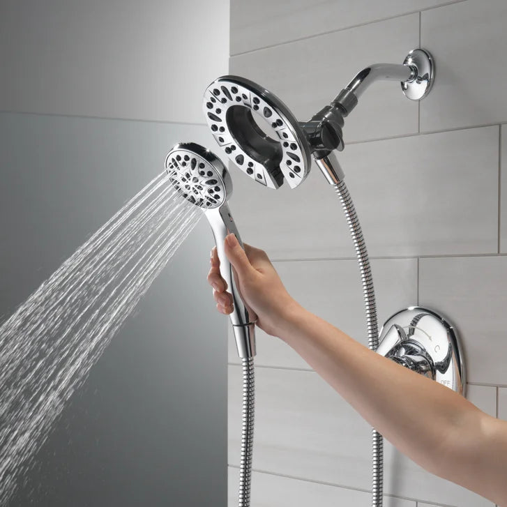 Delta Larkin Single Handle Tub and Shower Faucet