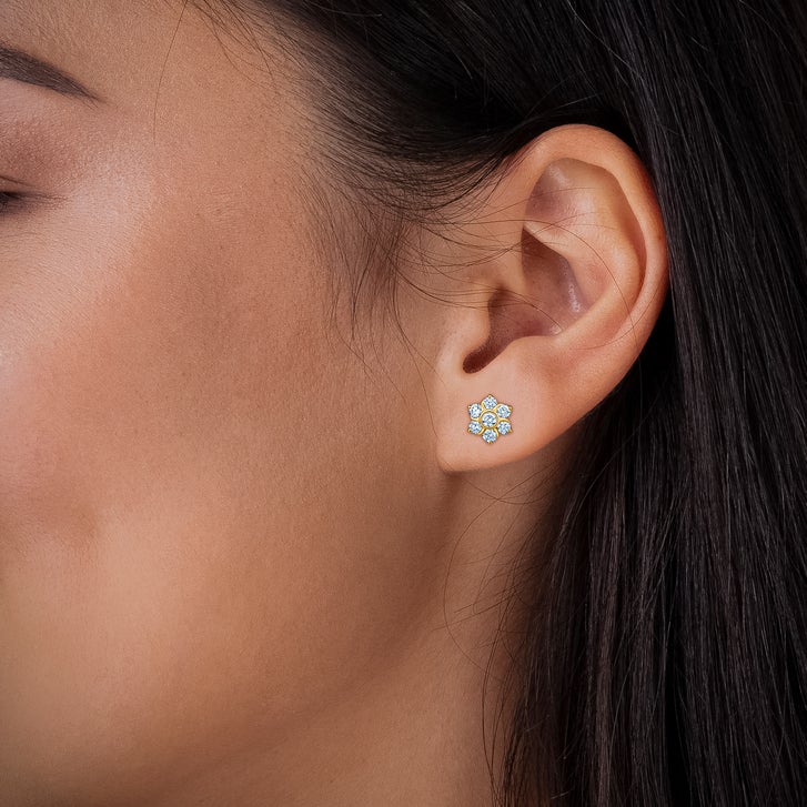 Round Brilliant Diamond Floral Earrings (0.65 ctw)
