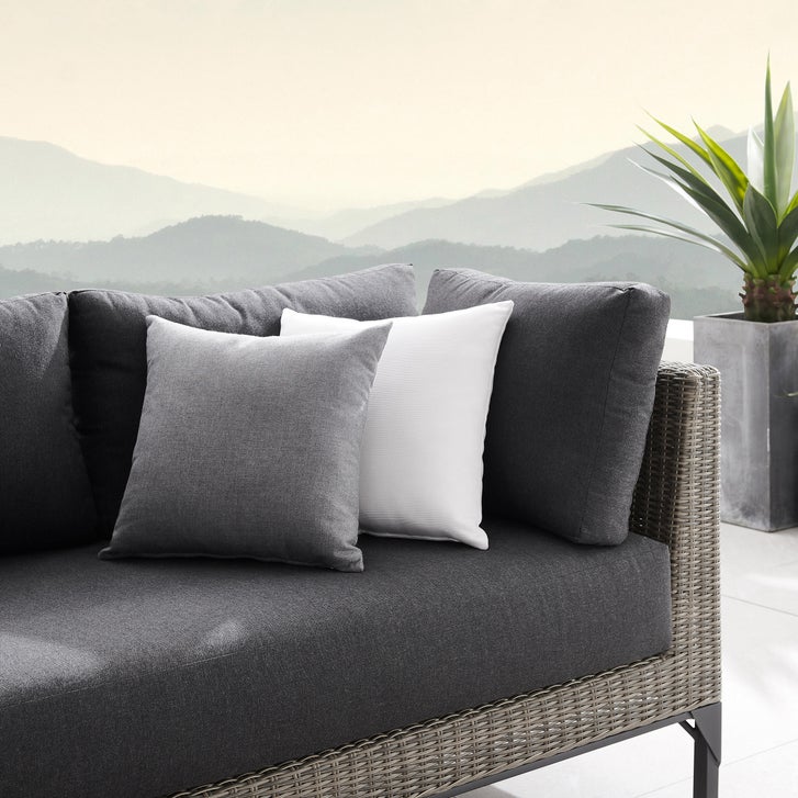 Aberdeen 3-piece Patio Conversation Set with Fire Table