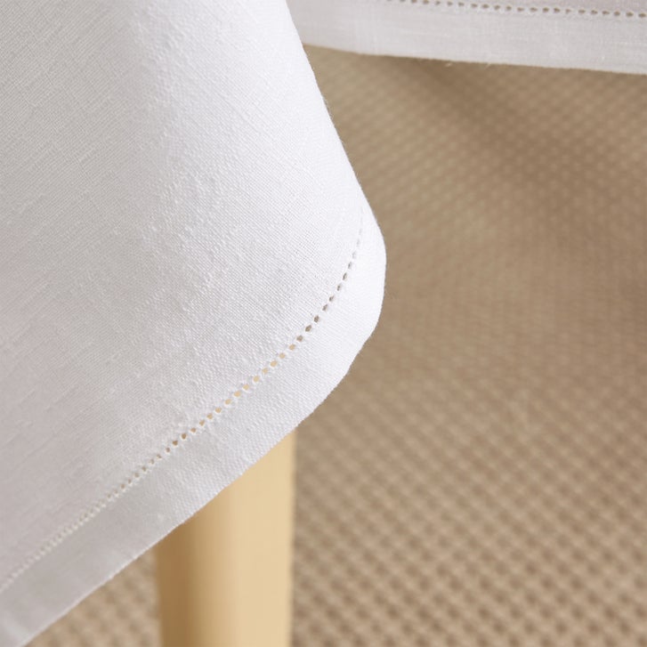 House & Home by Lynda Reeves European Collection - Cotton Linen Tablecloth