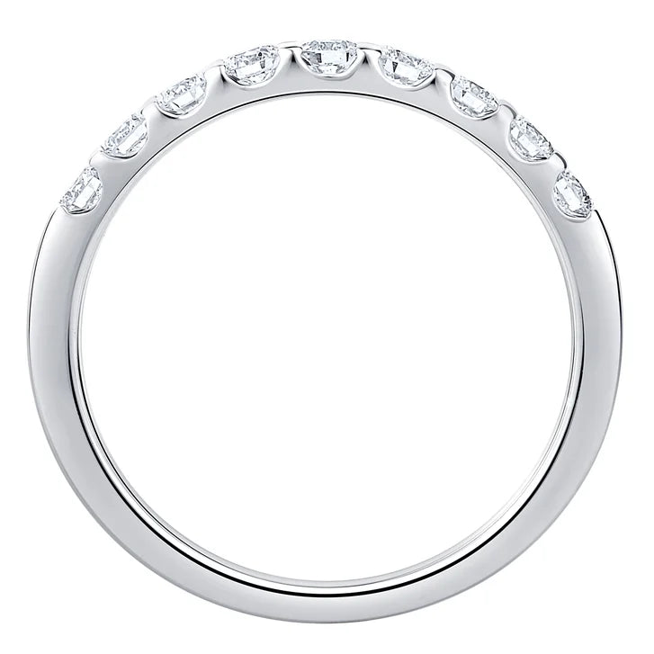 Round Brilliant Diamond Wedding Band (0.50 ctw)