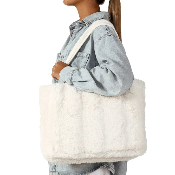 Life Comfort Fur Tote Bag & Travel Blanket Set