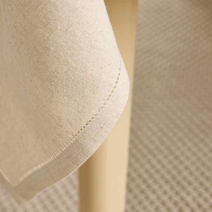House & Home by Lynda Reeves European Collection - Cotton Linen Tablecloth