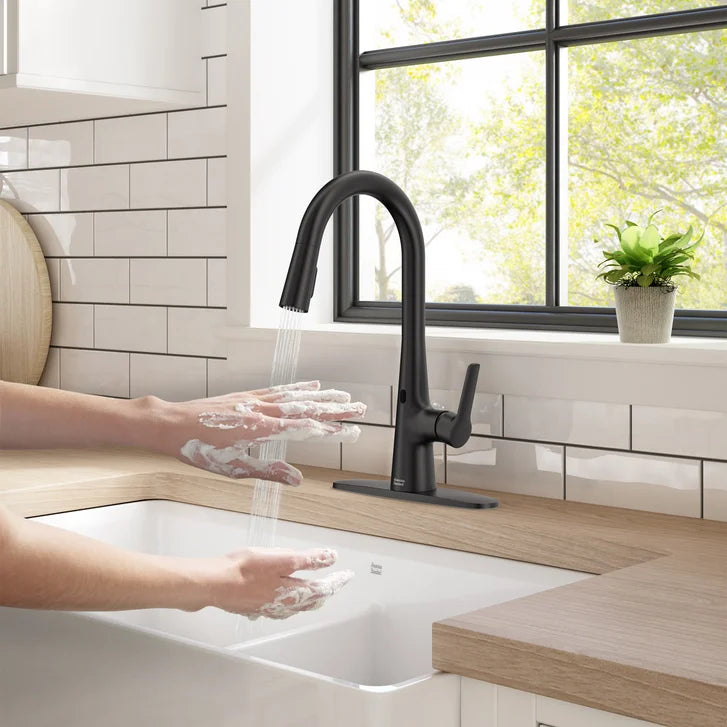 American Standard Calusa Touchless Pull-down Kitchen Faucet