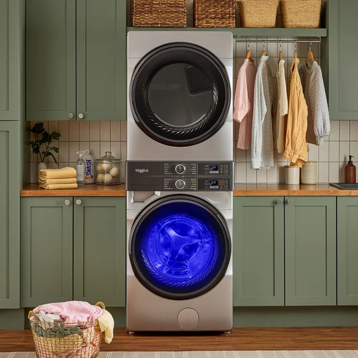 Whirlpool 28 in. Laundry Centre 5.2 cu ft. Washer and 7.4 cu ft. Electric Vented Dryer with UV Clean