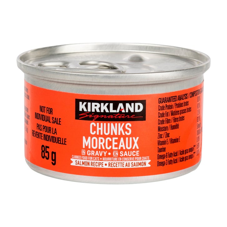 Kirkland Signature Chunks in Gravy, Canned Cat Food Variety Pack, 48 x 85 g
