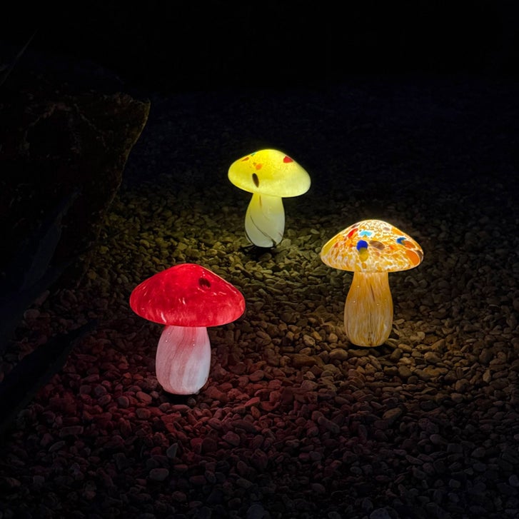 Infinity X1 Glass Solar Mushroom Landscape Lights, 2-pack