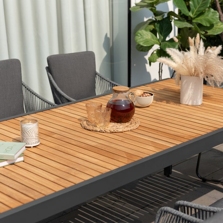 Topaz 9-piece Deluxe Patio Dining Set