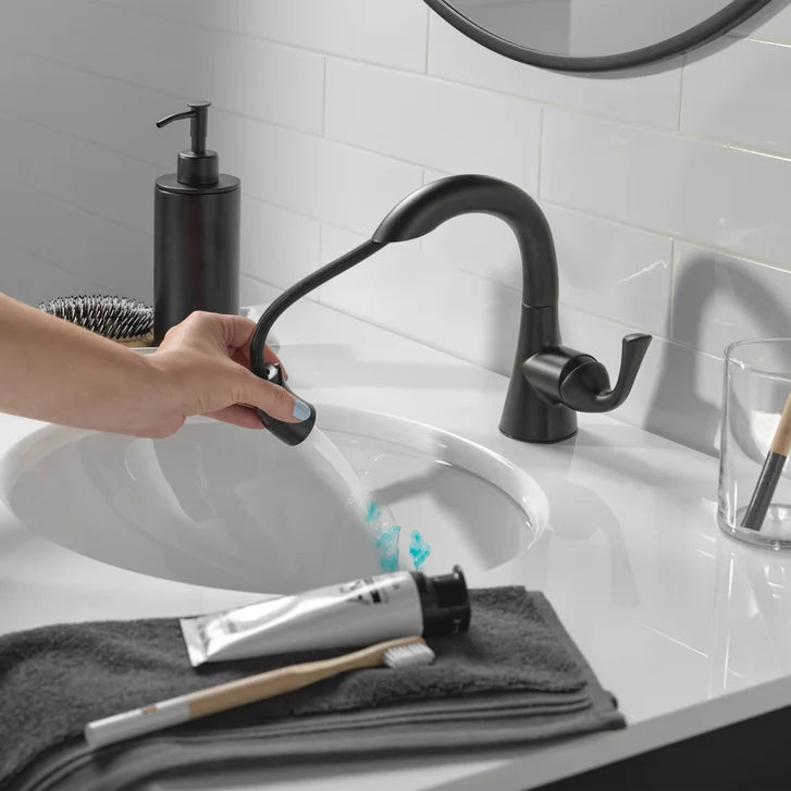 Delta Lampard Single Handle Pull-down Bathroom Faucet