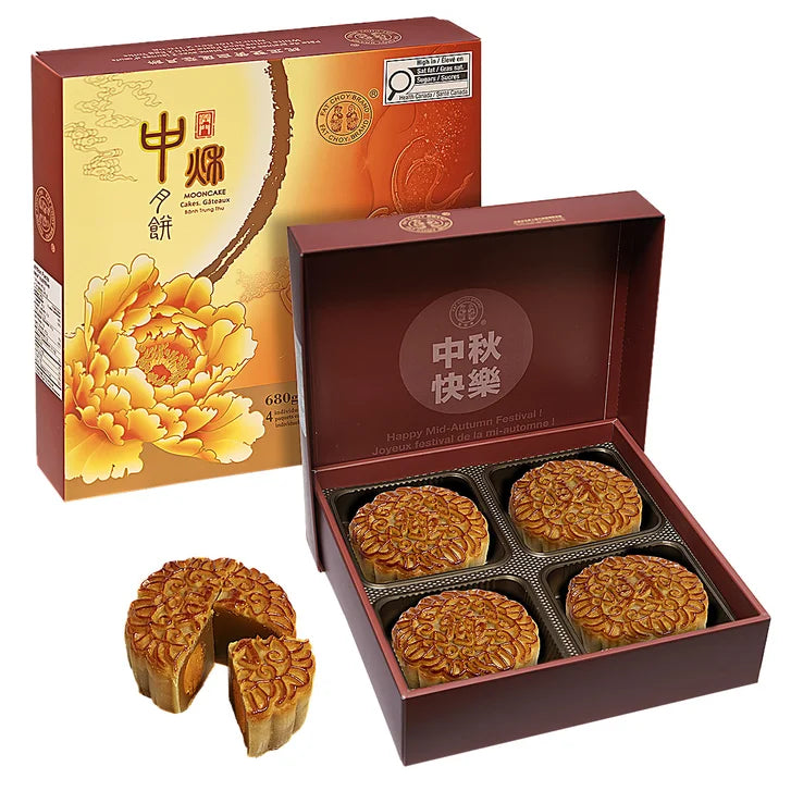 Fat Choy White Lotus Seed Paste Mooncakes with 2 Egg Yolks, 2 × 680 g