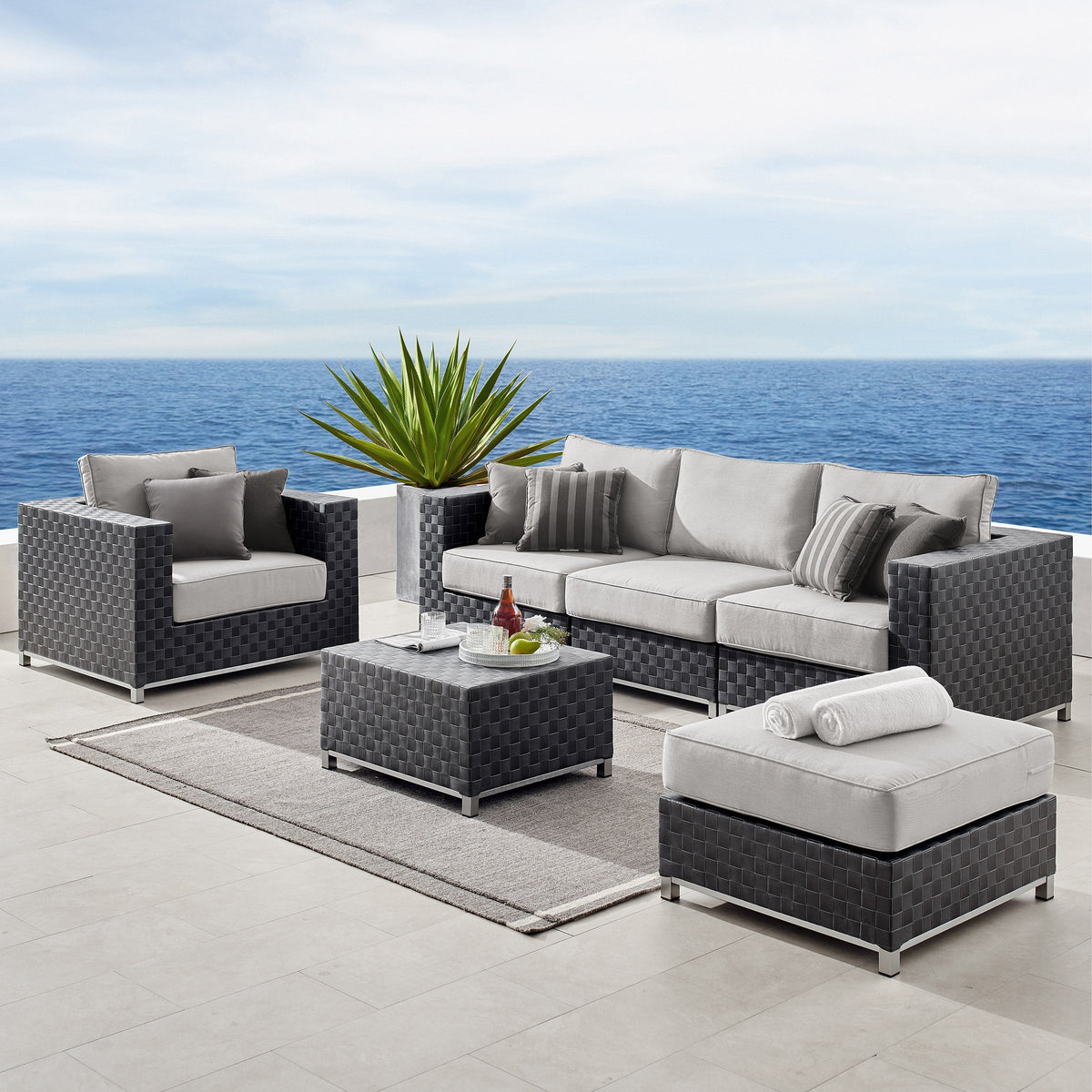 Soho 6-piece Patio Sectional Conversation Set