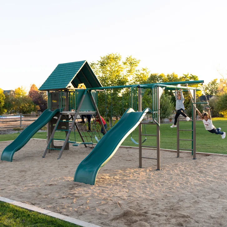 Lifetime Big Stuff Deluxe Play Structure