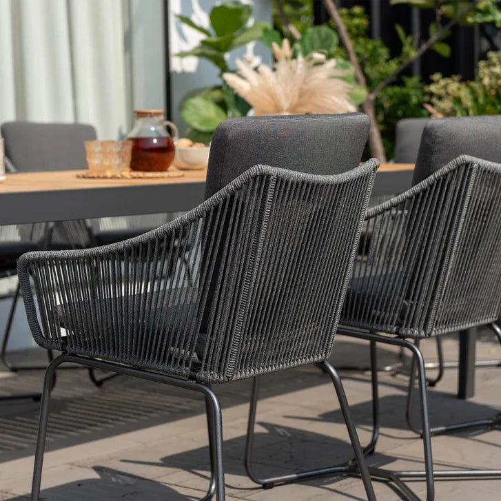Topaz 9-piece Deluxe Patio Dining Set