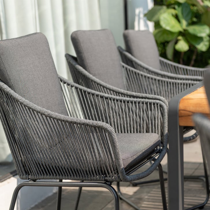 Topaz 9-piece Deluxe Patio Dining Set