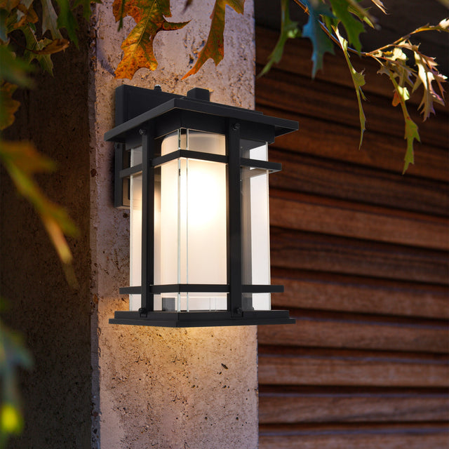 LUTEC Craftsman Style Outdoor LED Wall Lantern O2